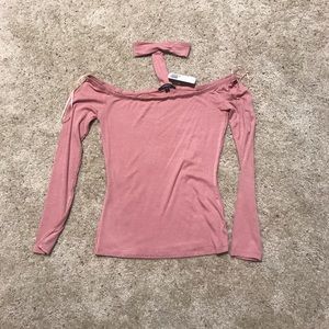 Choker off the shoulder top